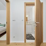Walonska 16 Family By Renters Prestige Daire Wroclaw
