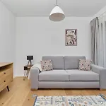 Walonska 16 Family By Renters Prestige * Wroclaw