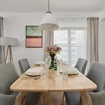 Daire Walonska 16 Family By Renters Prestige *