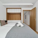 Walonska 16 Family By Renters Prestige Daire Wroclaw